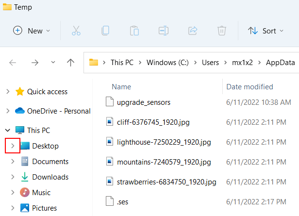 Show desktop folder in File Explorer in Windows 11